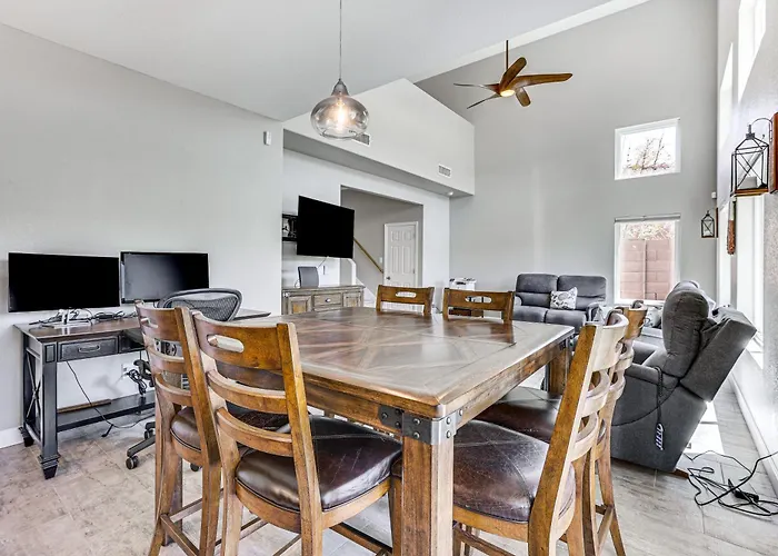 Golfer's Haven! Phx Getaway - 7 Mi To Dtwn! Holiday home *